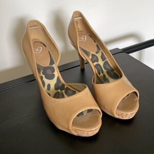 Madeline peep toe pumps In Caramel with cork heel. Size 9.